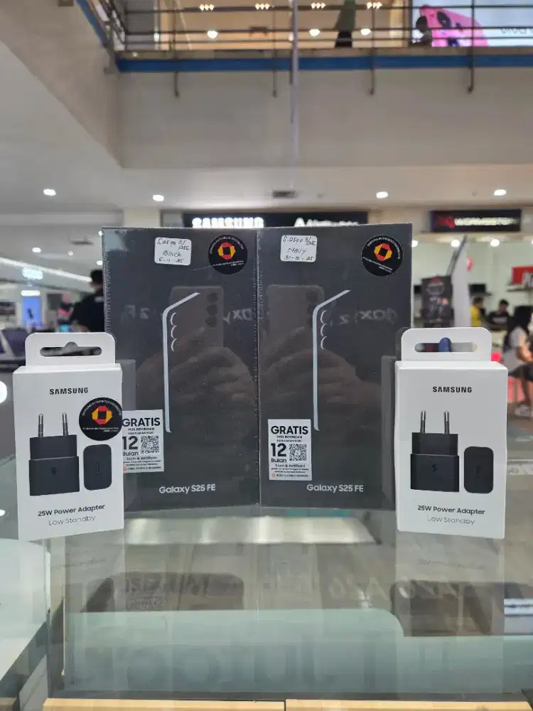 SAMSUNG GALAXY S25 FE 8+8/256GB RESMI SEIN + FREE ADAPTER ORI 25W