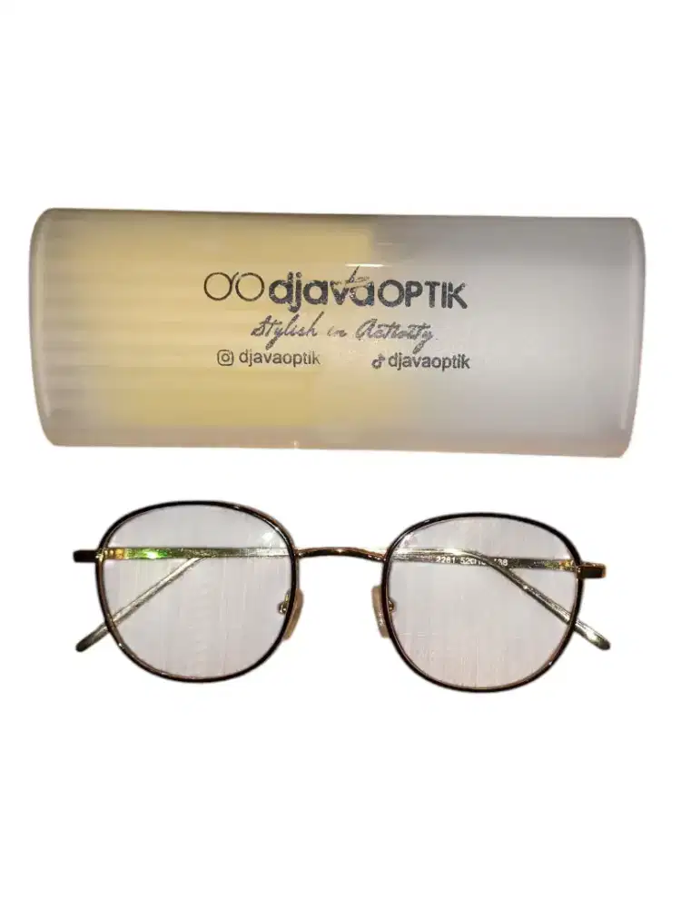 DJAVA OPTIK Frame Aurum Kacamata Korea Warna Hitam Gold Bahan Titanium