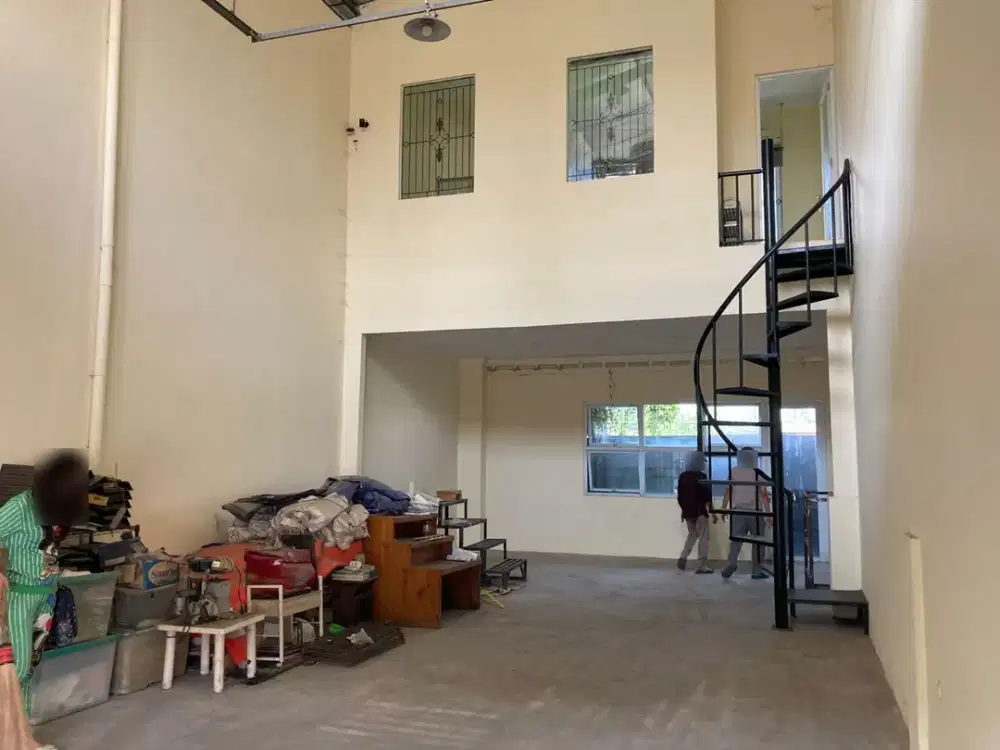 Gudang Bagus Ada Office di dalam Kawasan Pergudangan Bizpoint Cikupa Dekat Akses Tol