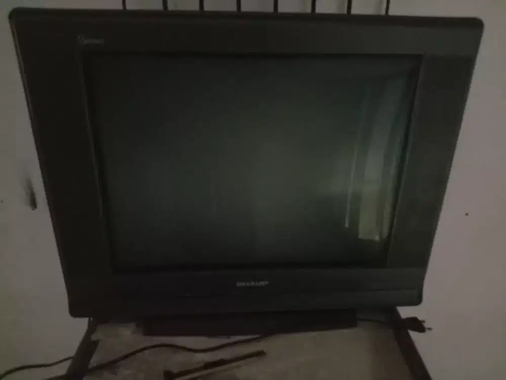 Televisi tabung Sharp 21 inch