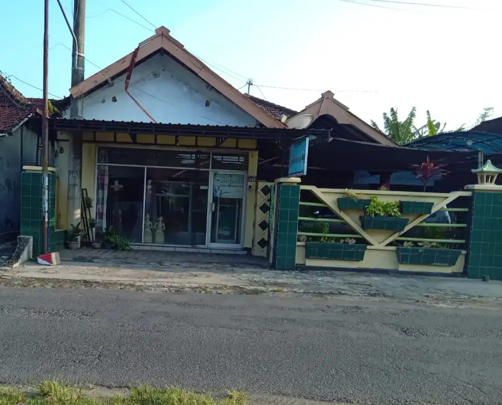 RUMAH TINGGAL DAN TEMPAT USAHA