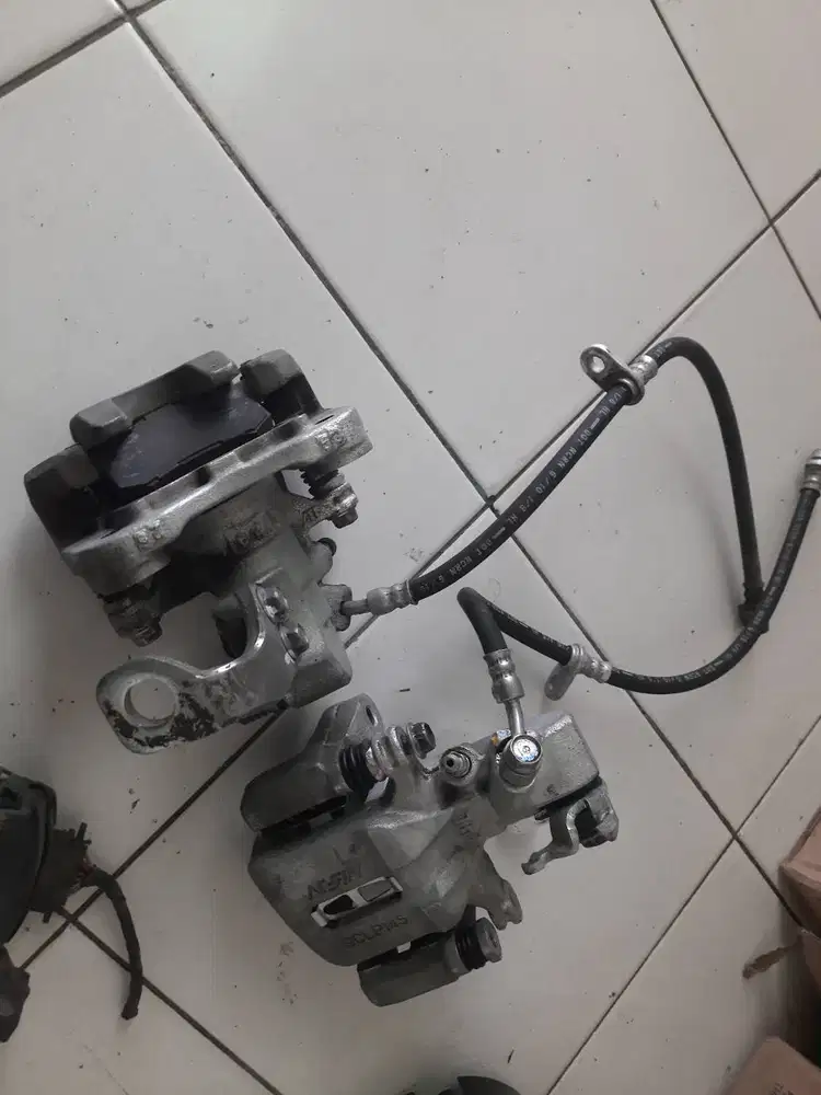 Kaliper Rem belakang Honda CRZ atau Civic Vtis