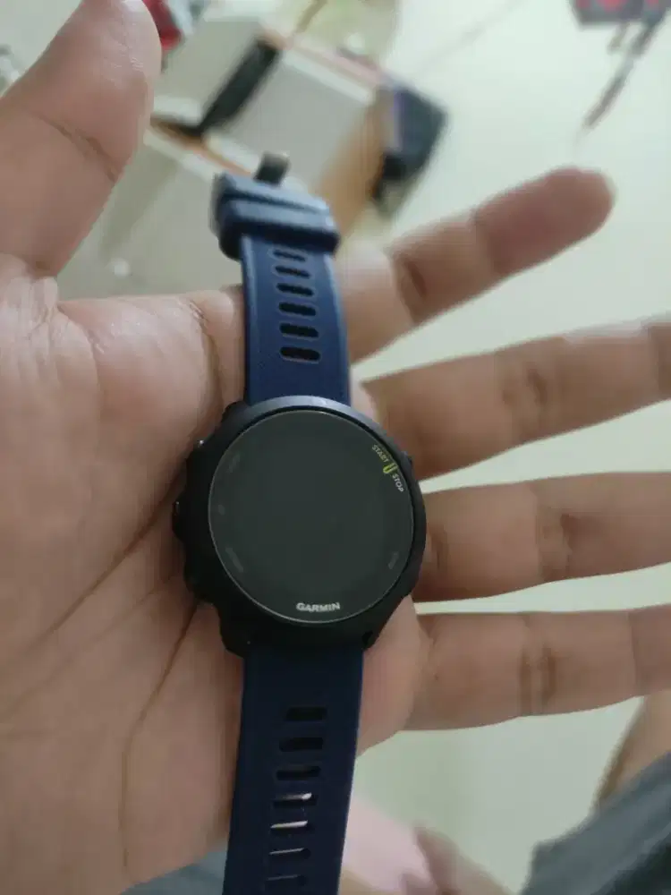 Jam tangan Garmin Forerunner 55