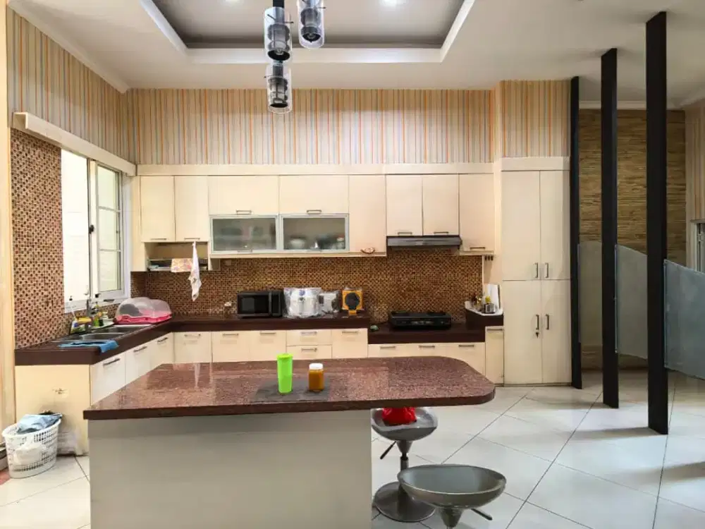 Dijual rumah di Cluster Cendana pik raw jalan lebar