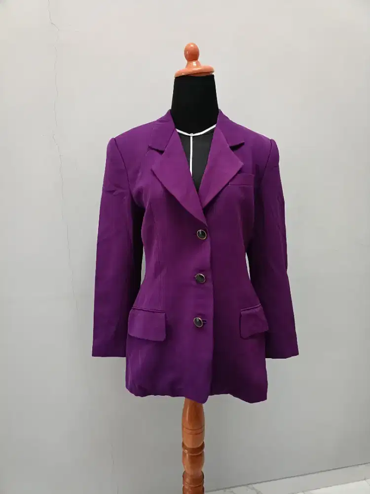 Blazer Samuel Wattimena