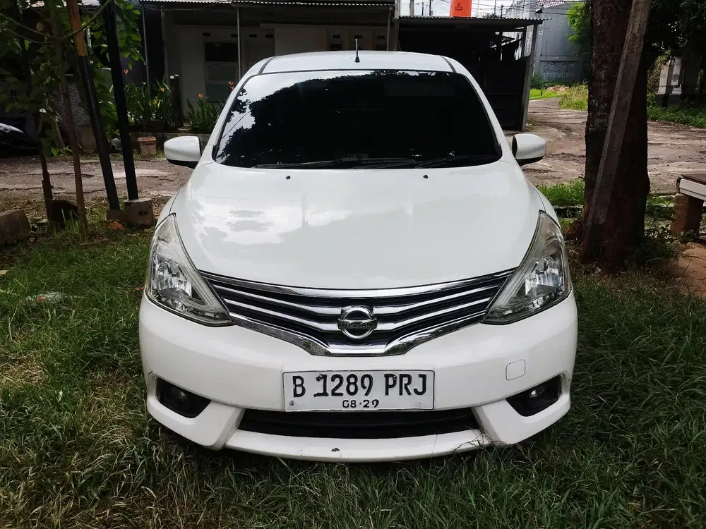 Nissan Grand Livina 2014 XV Facelift Matic
