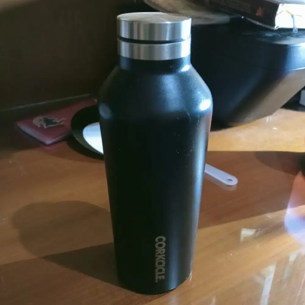 Tumbler Corkcicle 9oz 270ml warrna hitam