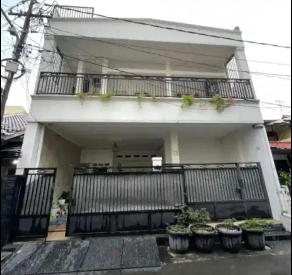 RUMAH MEWAH DI KOMPLEK KEREN PONDOK BAMBU ASRI