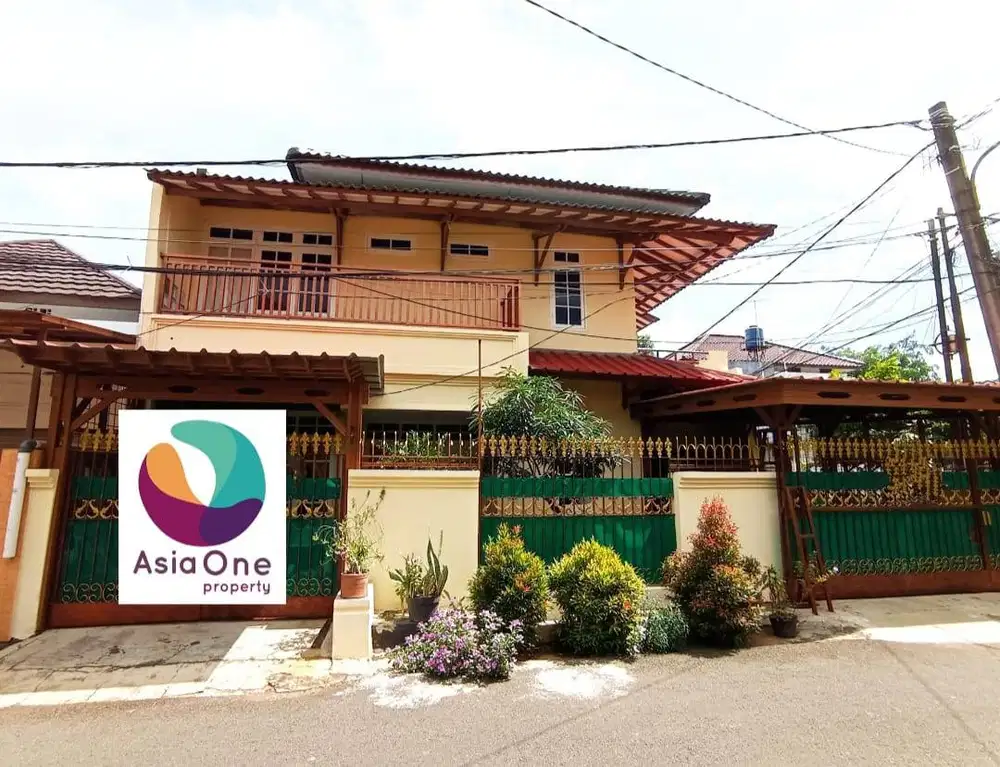 Rumah 2 lt  di jual 3,9 M disewa 105 jt/thn di Pulo Asem Jakarta Timur