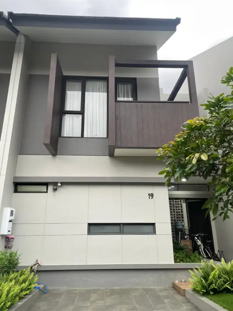 Hunian Minimalis Modern di Sumarecon kawasan Premium akses whoose