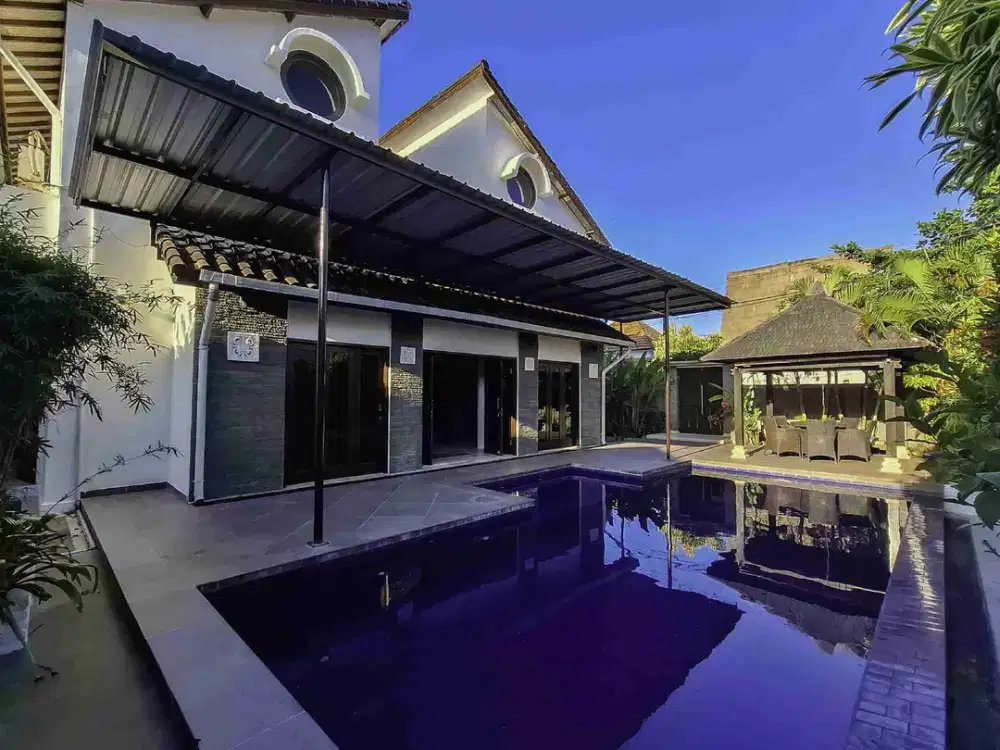 dijual villa lantai 2 jimbaran