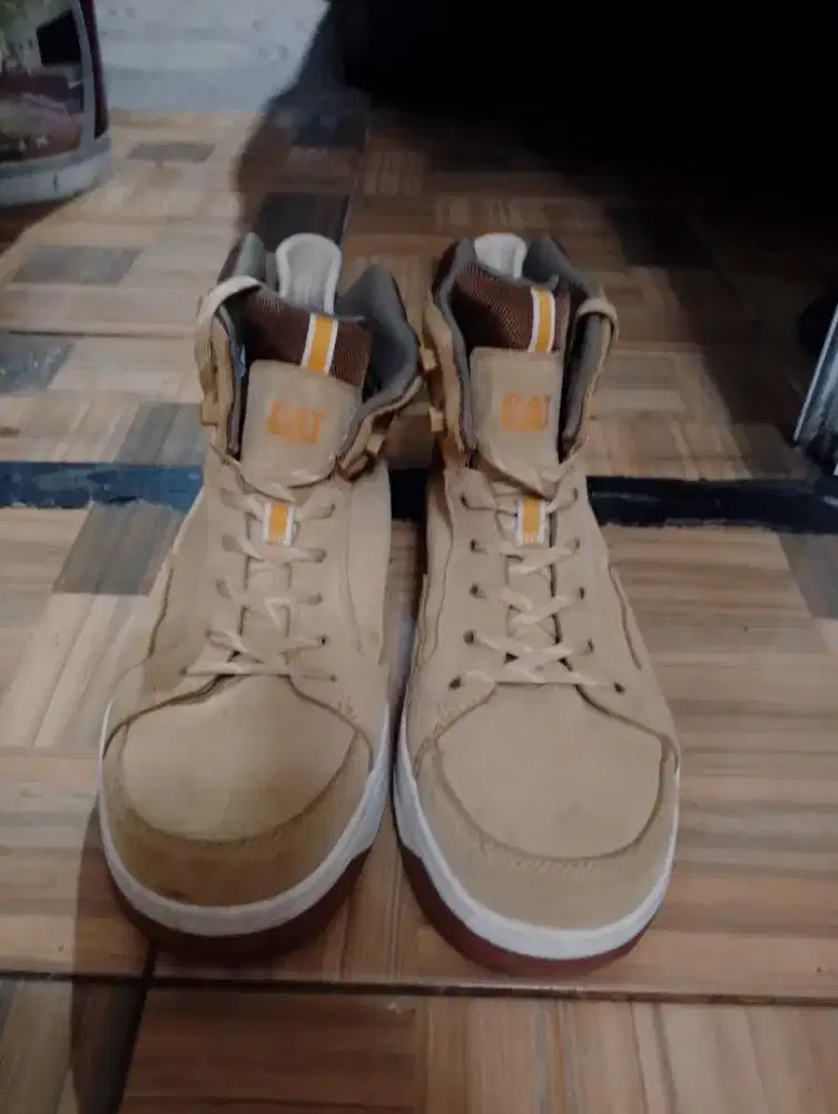 SEPATU SAFETY CATTERPILAR