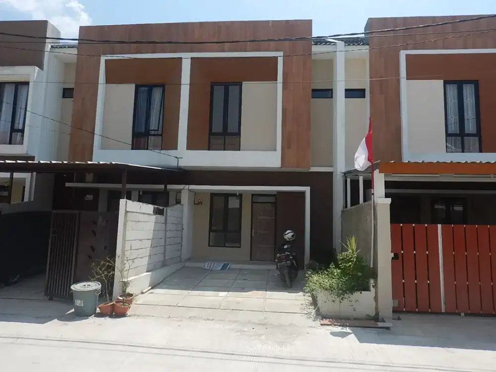 Jual cepat murah rumah 2 lantai gland ciwastra bandung