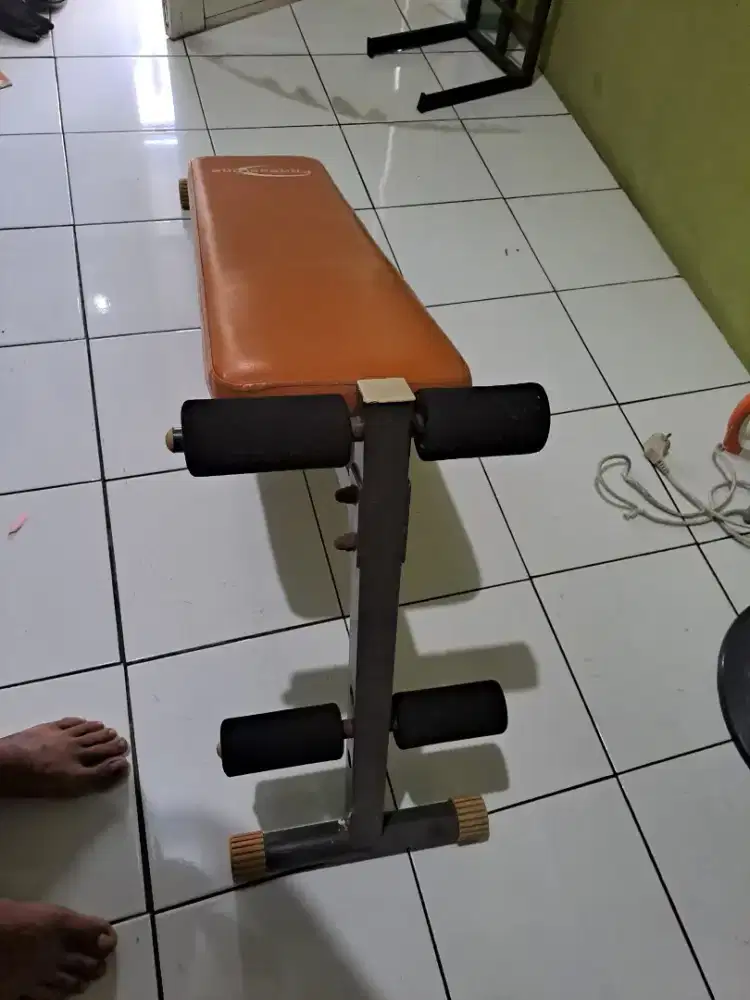 Alat sit up olahraga