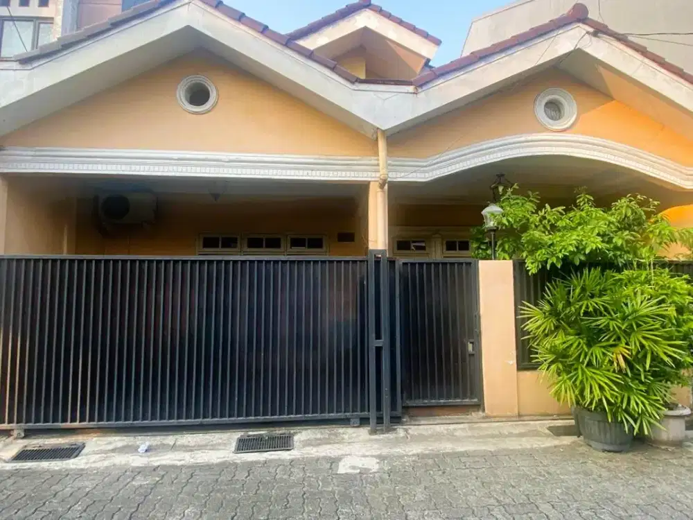 Rumah murah di komplek pjmi pondok aren bebas banjir