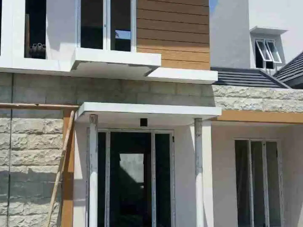 Rumah 2 Lt di The Eagle Hills Mangunharjo dekat ke Jl Elang Raya