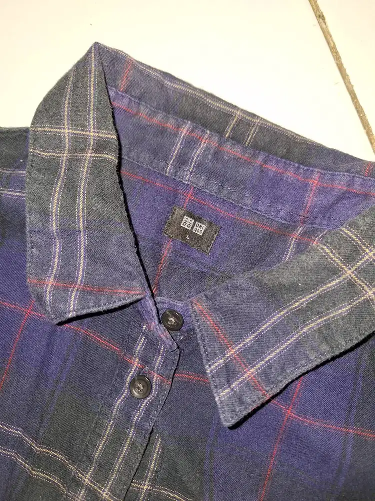 UNIQLO sz L mulus buat pria