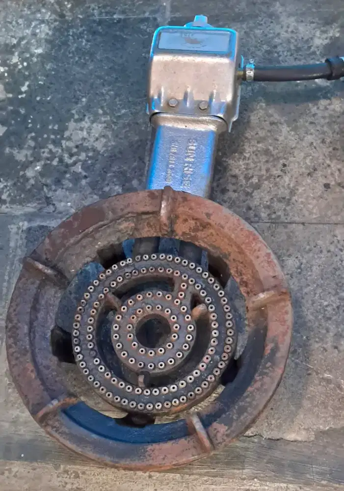 10. Jual Rugi, Cepat, Murah: Perlengkapan Laundry & Rumah Tangga