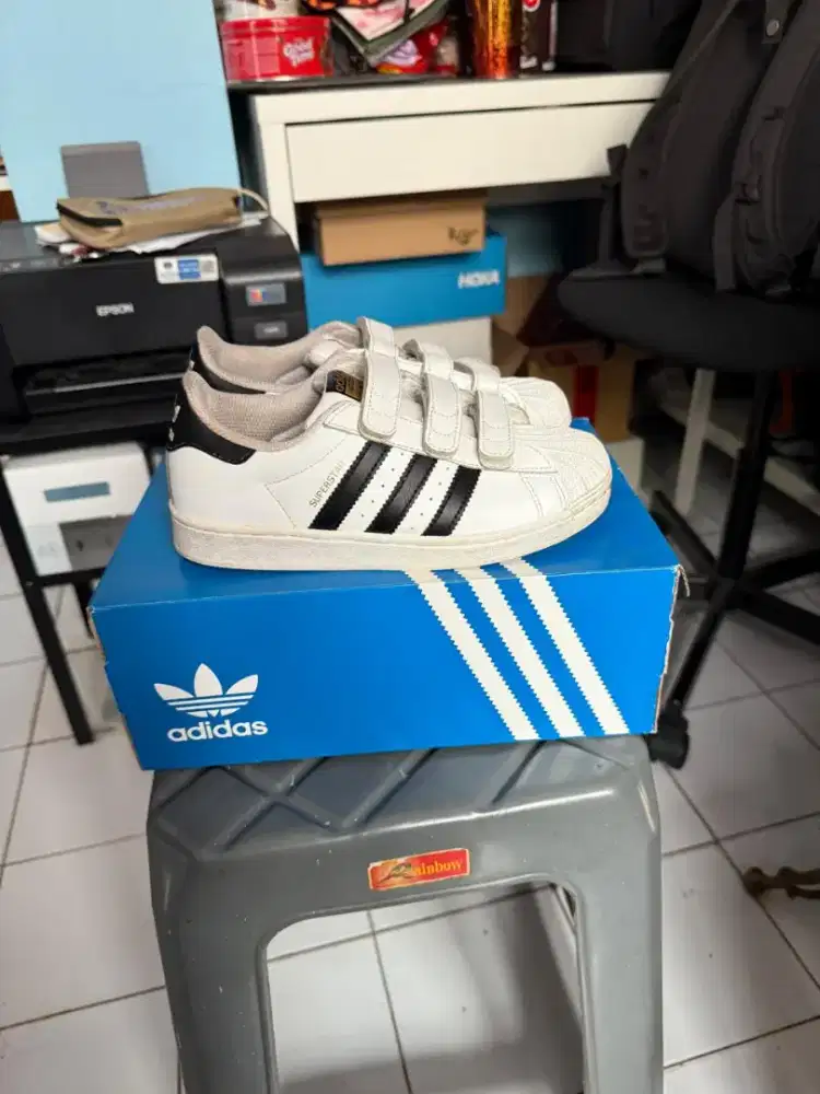Sepatu Adidas Superstar CF Kids Anak White Original - Size 2,5US/34EU