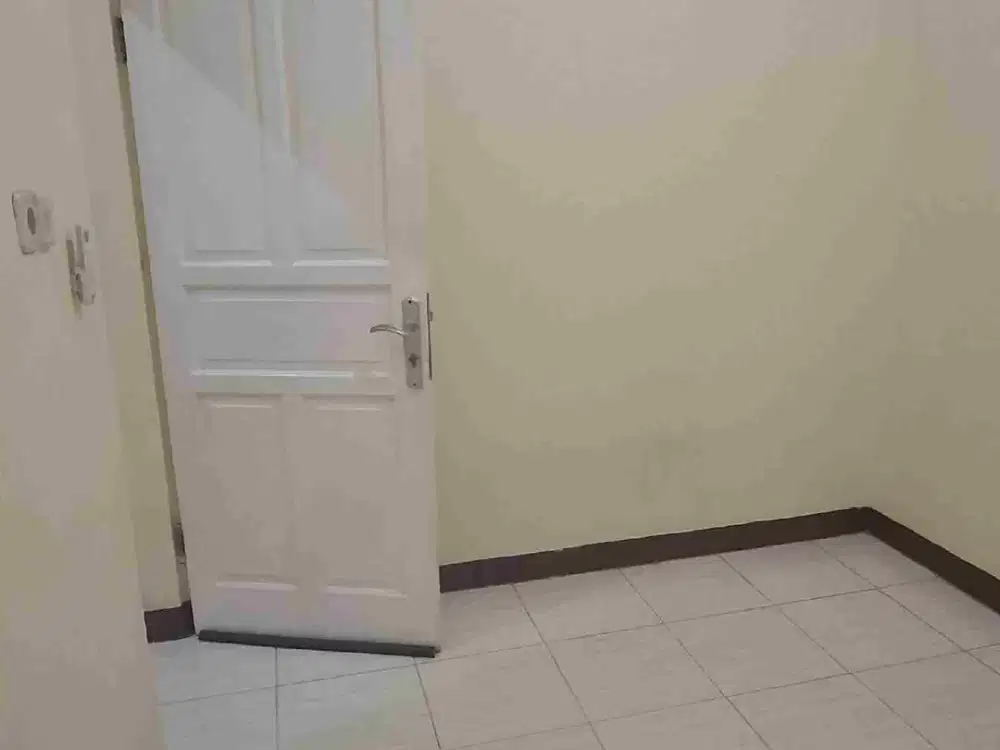 Rumah Kontrakan Aman dan Nyaman Di Sewakan Di Lokasi Strategis Jakarta Barat