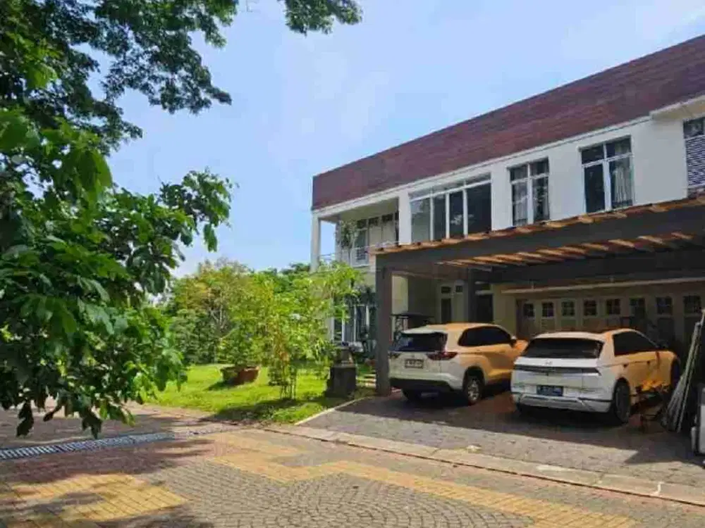 DIJUAL RUMAH MEWAH DEPAN TAMAN THE GREEN BSD