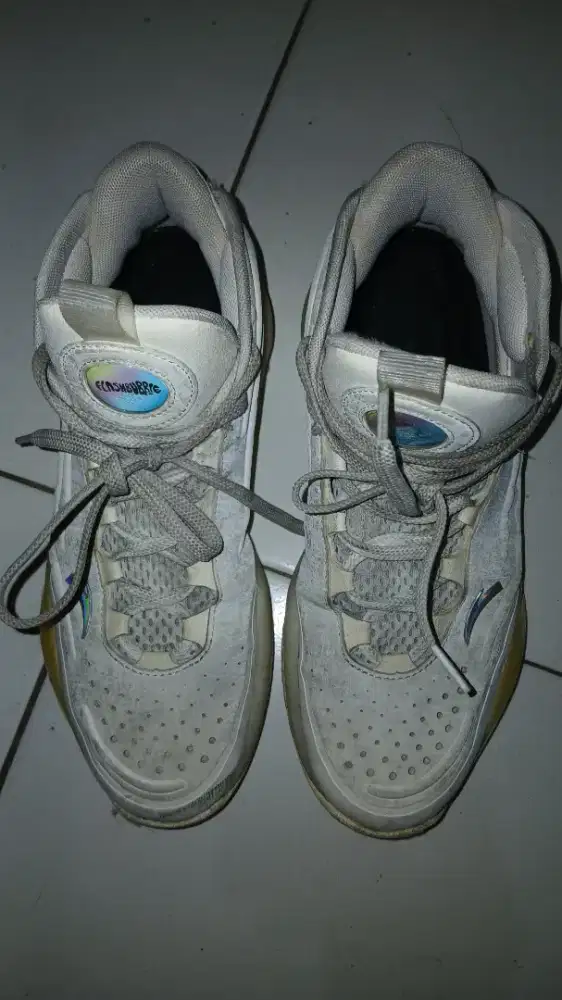 Sepatu Basket Pria Anta Flash Bubble Putih Original