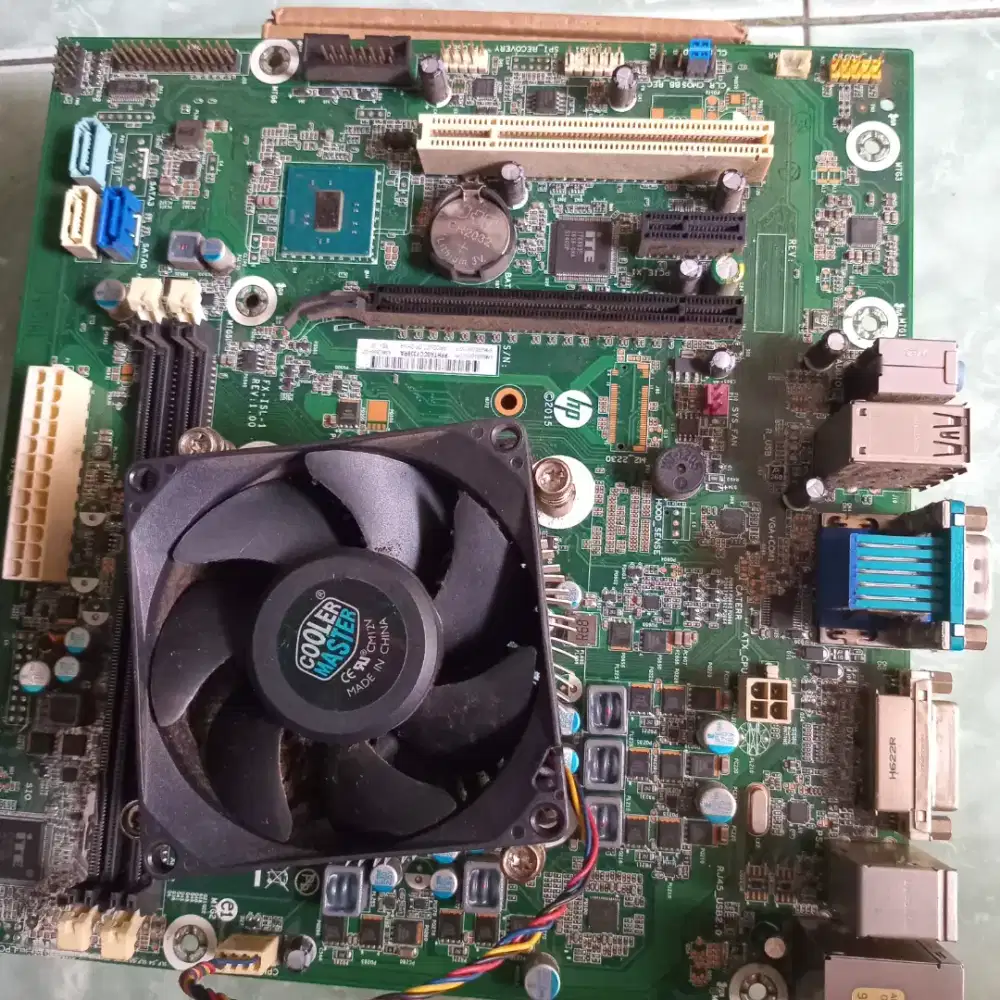 Mainboard Hp H110 intel Core i3-6100 / Slot DDR4