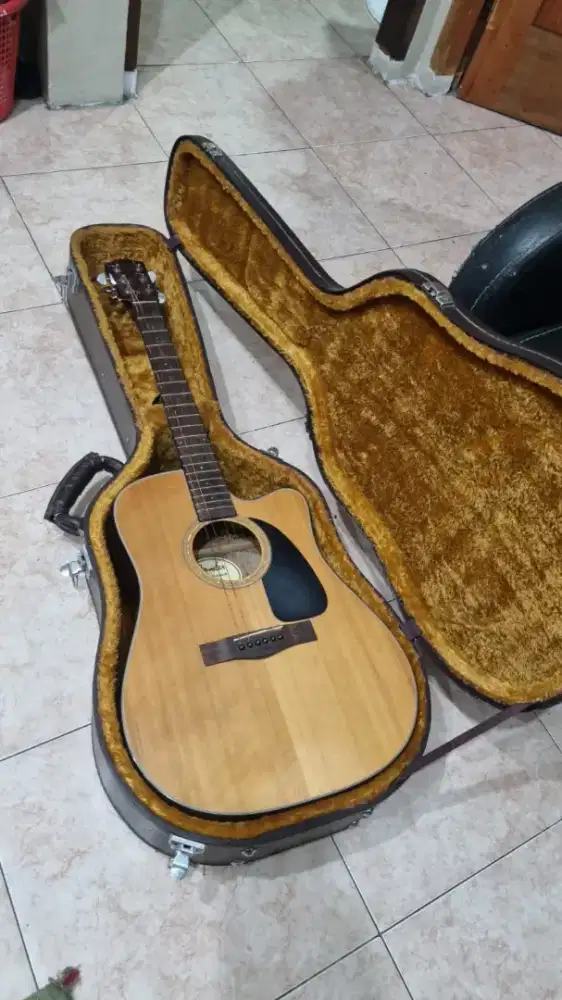 Fender akustik ori pabrikan PT Samick cileungsi