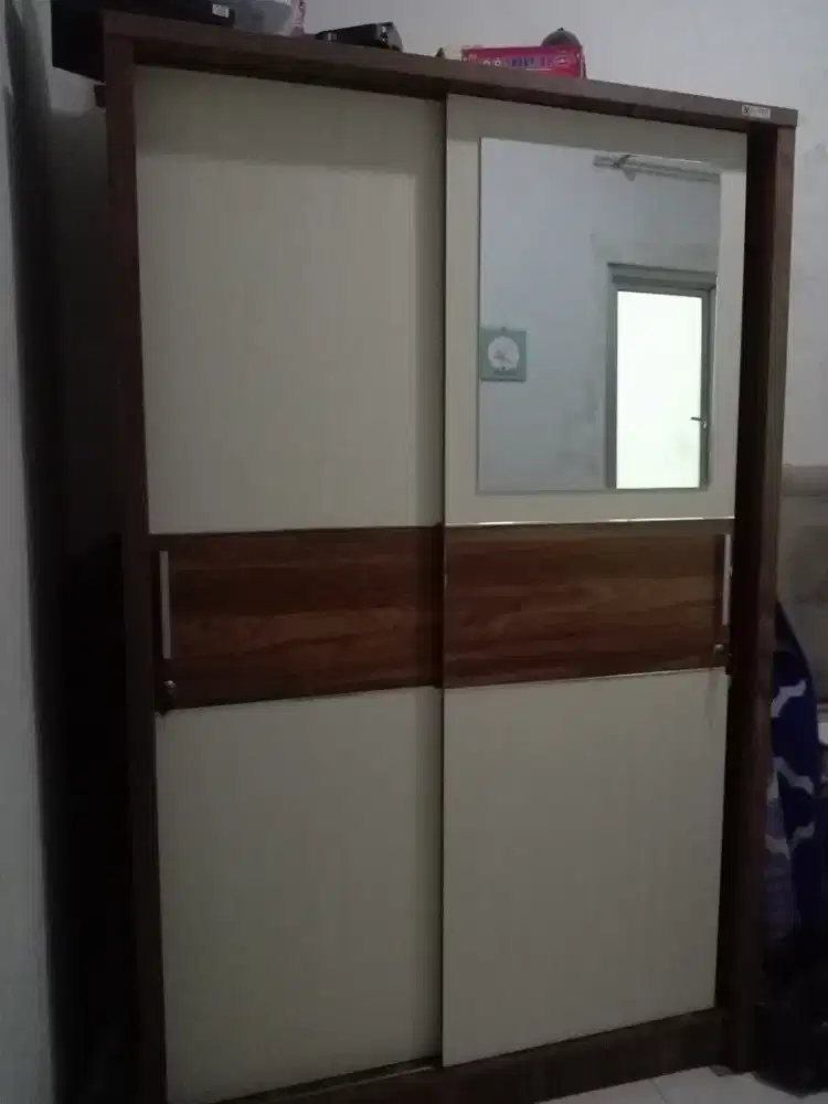 DI JUAL CEPAT LEMARI, HARGA NEGO