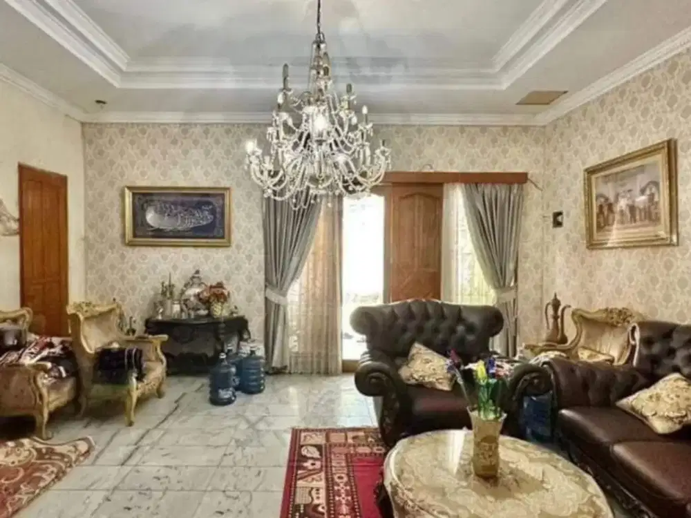 DIJUAL RUMAH DI RADIO DALAM, KEBAYORAN BARU. JAKARTA SELATAN!