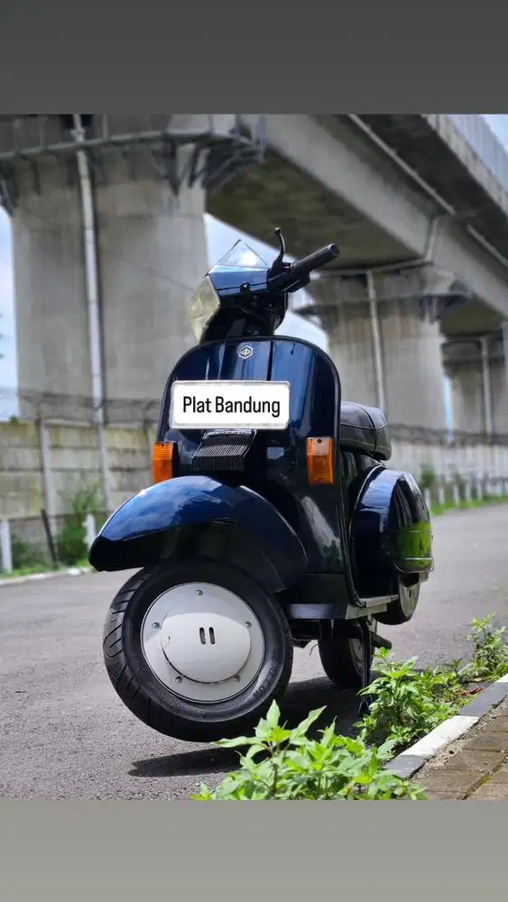 ISTIMEWA 99% MULUS VESPA EXCEL 150 STATER BIRU METALLIC