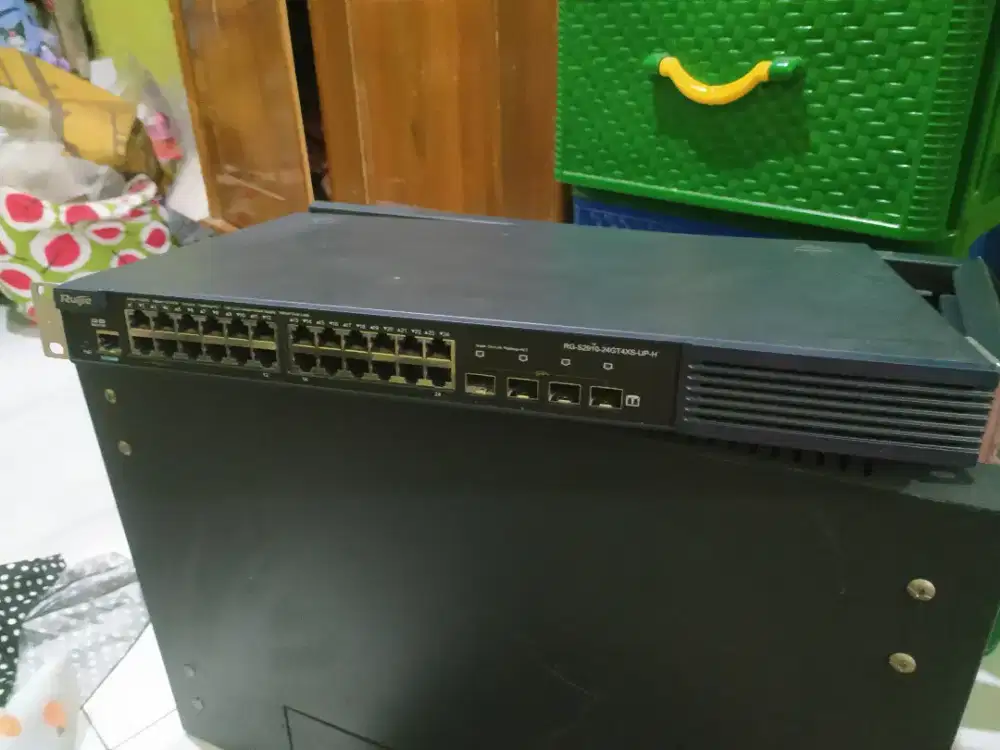 Switch Ruijie Router RG-S2910-24GT4XS-UP-H