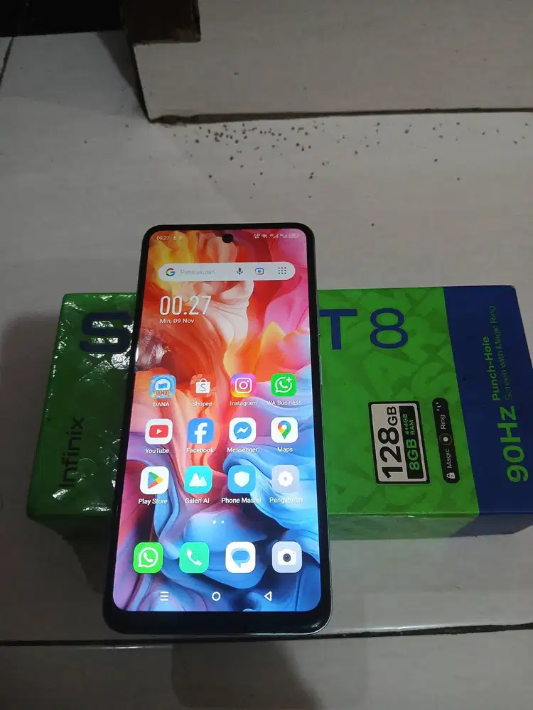 Infinix smart 8 fulset 4/128