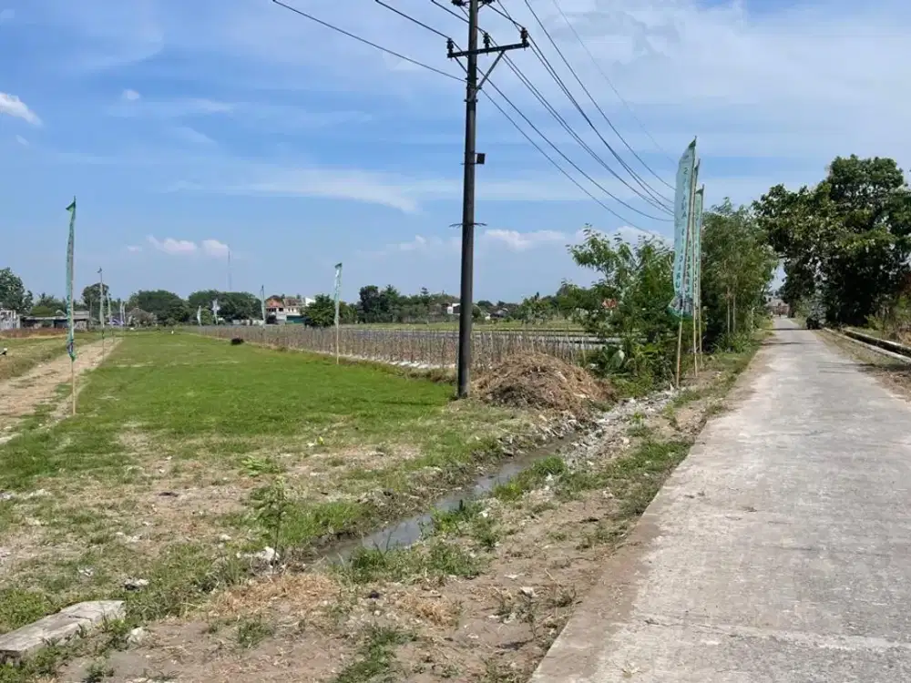 Tanah Godean Belakang Perumahan La Calesa