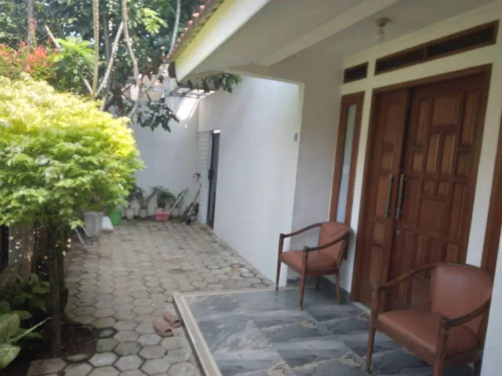 Rumah Pamulang 2 fully furnish