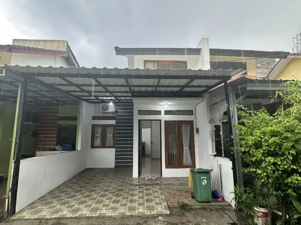 Jual Rumah semi 2 Lantai Nempel Stasiun Sudimara hanya 500 Jutaan
