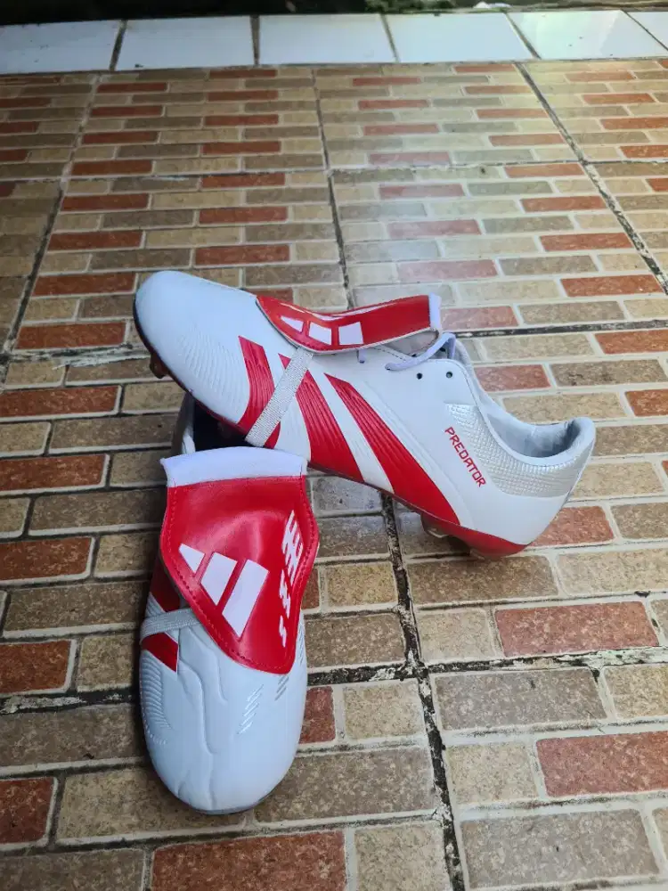 Adidas Predator dan Adidas X Crazyfast