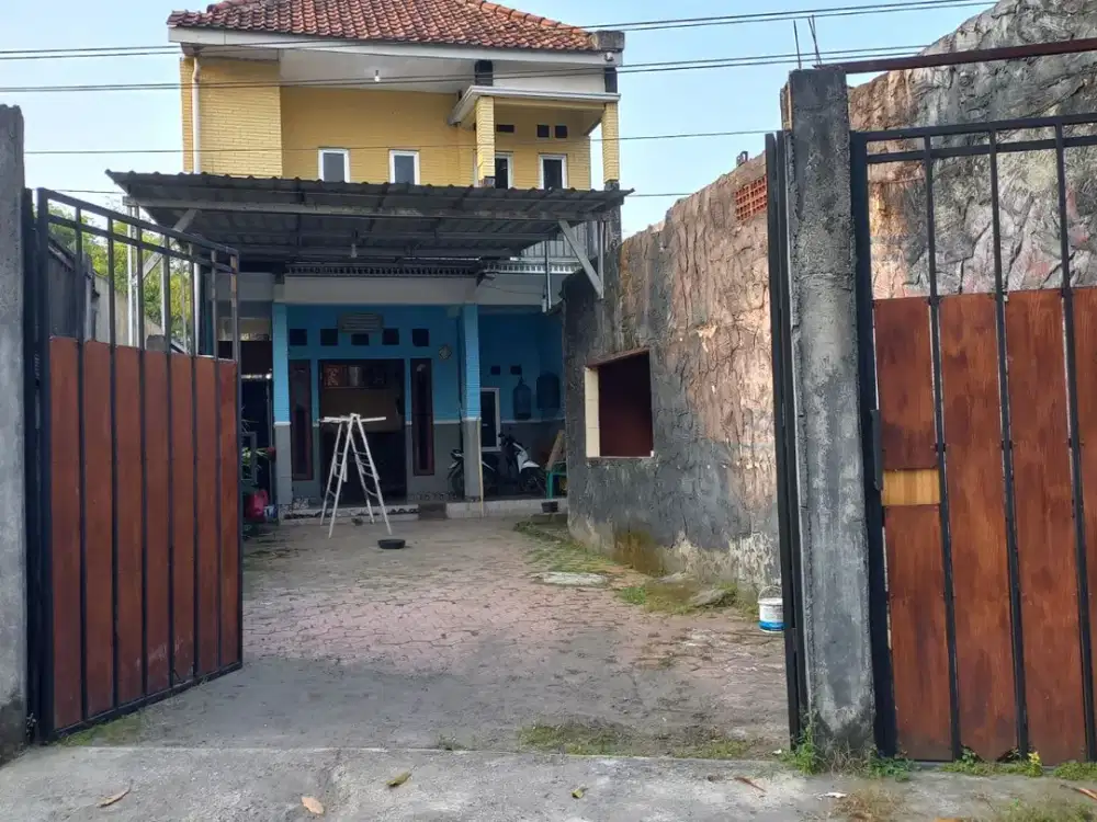 Rumah 2lt pinggir jalan aspal SHM