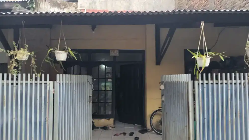 Jual 550jt Rumah lt. 1,5 dkt Griya Antapani