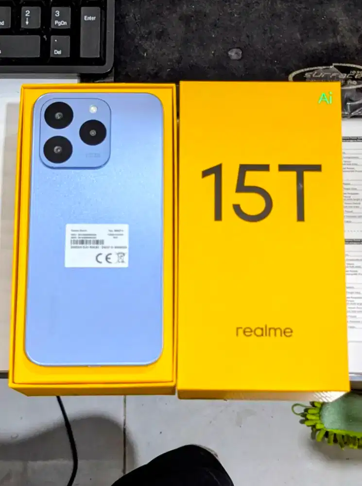 realme 15T 5G 8/128 8/256