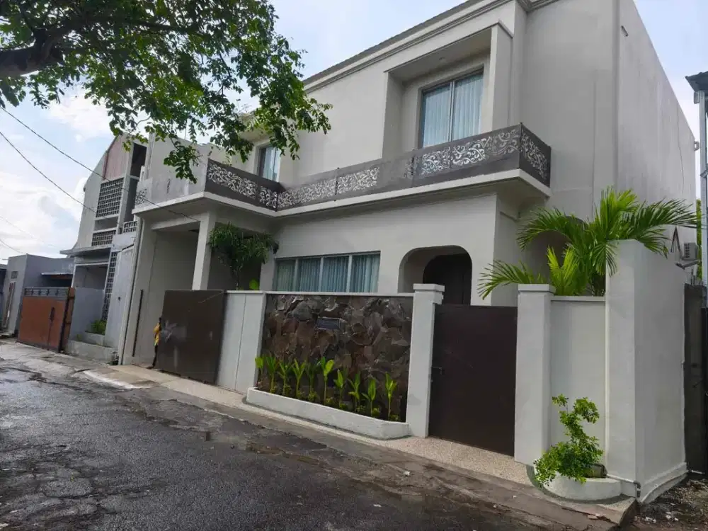 Di jual Rumah Mewah Full Furnish Jimbaran Area deket Purigading