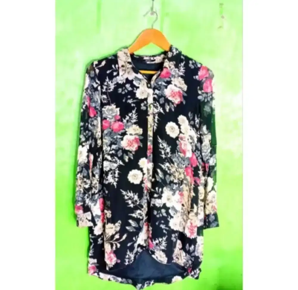 Kemeja bunga wanita preloved