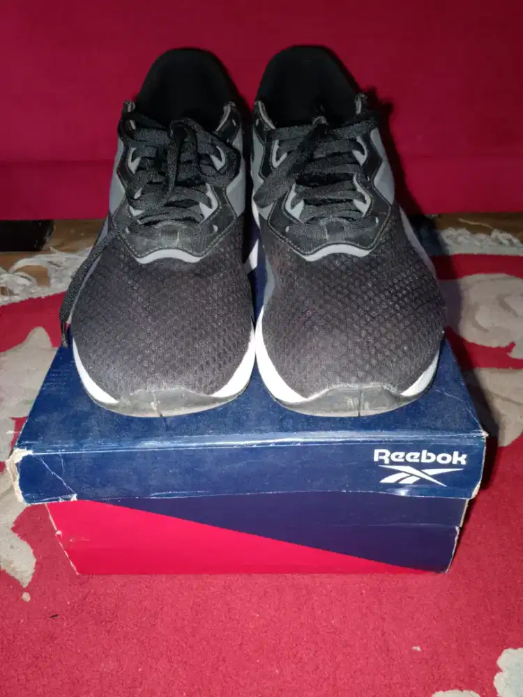 Jual sepatu reebok