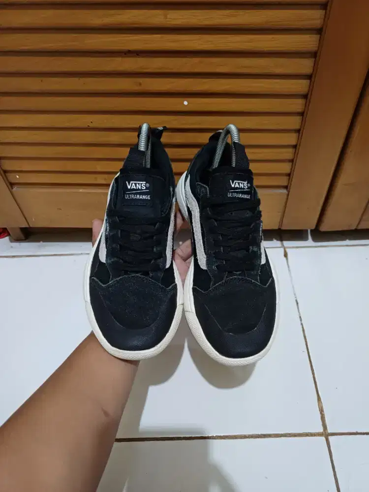 Sepatu Vans Ultrange Evo Black White Original