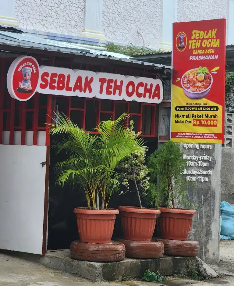Lowongan Kerja sebagai Kasir/Waitress /Koki
