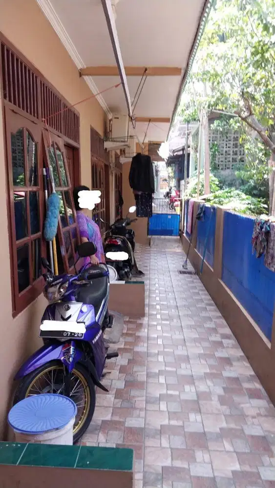 Dijual Rumah Kontrakan Petakan 4 Pintu