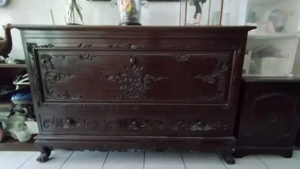 Meja Ruang Tamu atau Ruang Keluarga Asli Jati Tua Bahan Jelas Istimewa