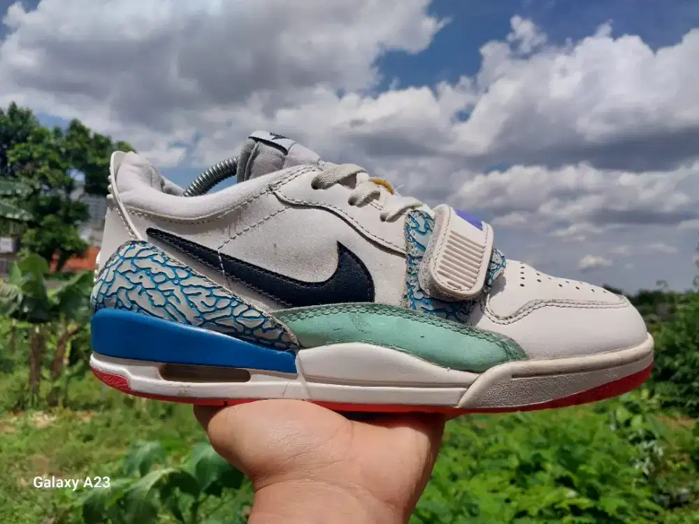 Nike air jordan legacy