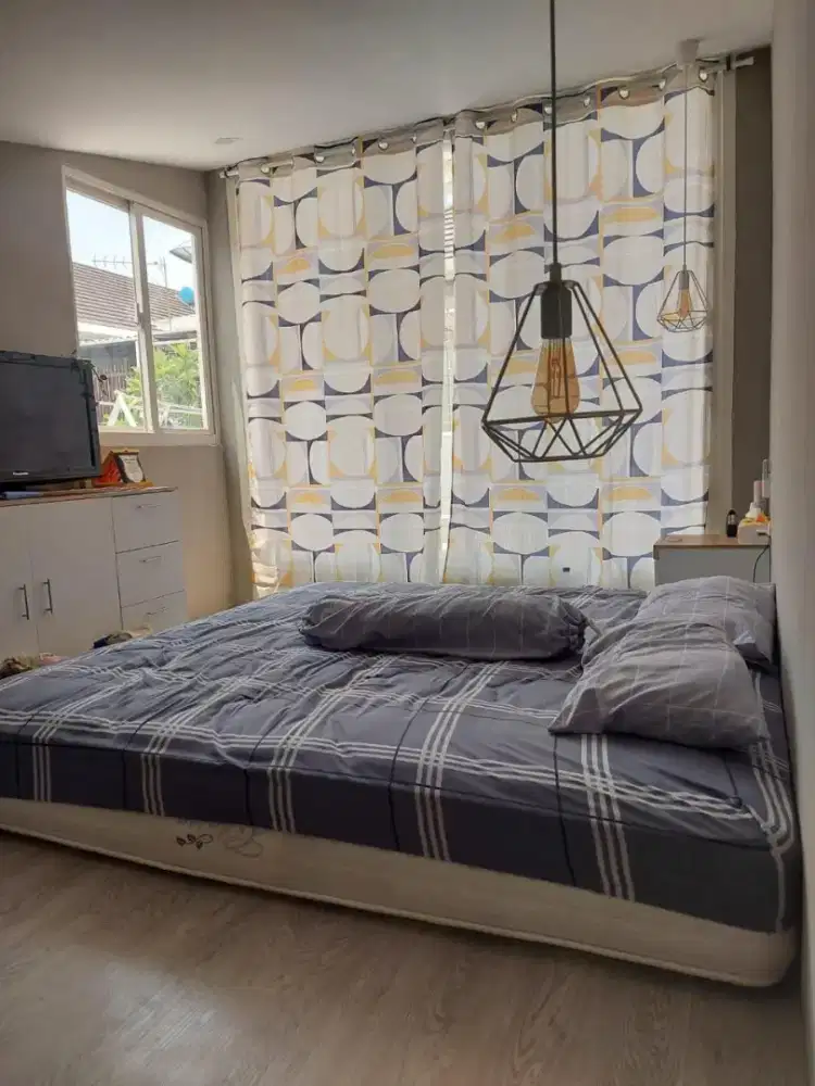 Dijual rumah citraland Queenstown ada kolam renang