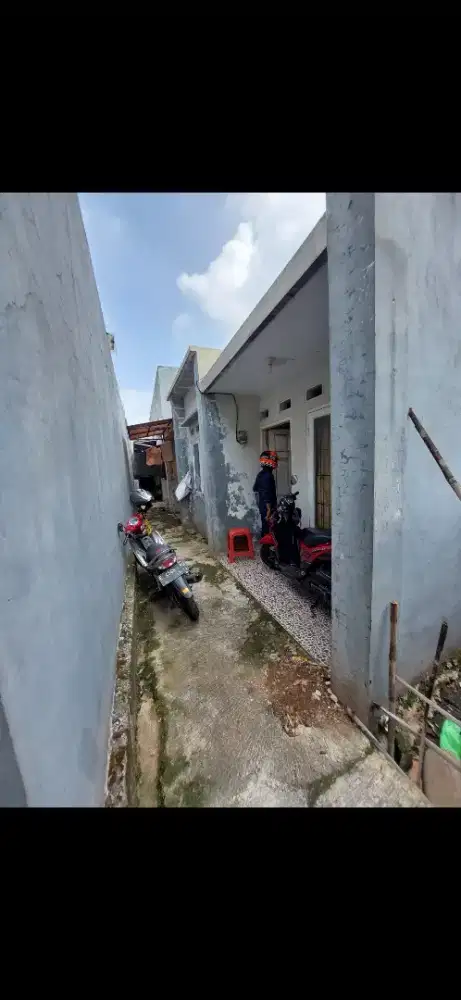 Dijual rumah MURAH akses motor dekat meruya